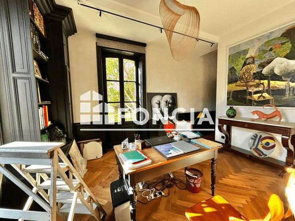 À vendre Maison 10 pièces 309.59 m² - La Roche-sur-yon 85000