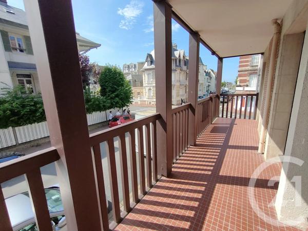 Appartement F3 à vendre  3 pièces - 72,75 m 2   DEAUVILLE  - 14