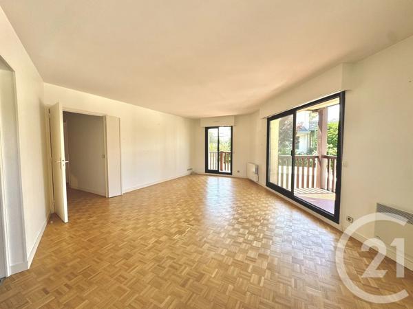 Appartement F3 à vendre  3 pièces - 72,75 m 2   DEAUVILLE  - 14