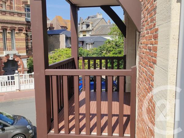 Appartement F3 à vendre  3 pièces - 72,75 m 2   DEAUVILLE  - 14