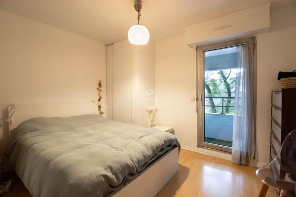 PARIS 19EME- RUE MANIN- A PROXIMITÉ IMMÉDIATE DES BUTTES-CHAUMONT 649 000 € **  - Référence  6831-SB