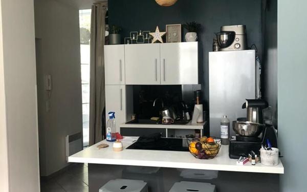 Appartement à louer    1 pièce • 26,92 m2 Lormont