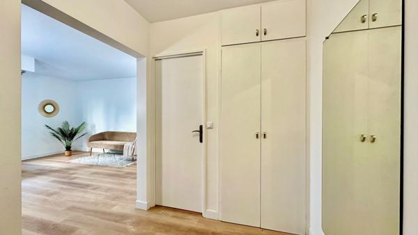 Appartement refait à neuf Place d'Alleray - 3 pièces - terrasse privative 23m2 - jardin privatif