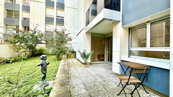 Appartement refait à neuf Place d'Alleray - 3 pièces - terrasse privative 23m2 - jardin privatif