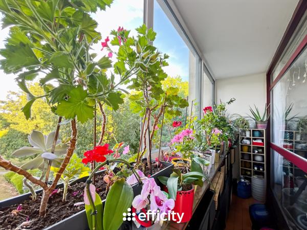 Appartement
         4 pièces
        - 80 m² Exclusivité 220 000 € *