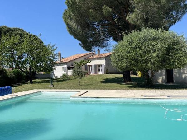 Maison à vendre |  Tonneins |  6 pièces | 220 m²