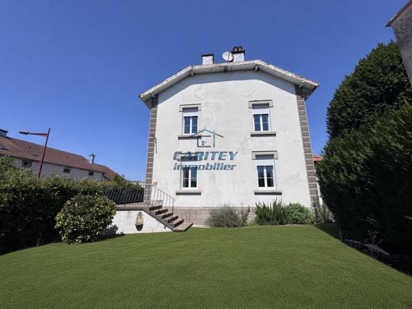 Maison individuelle de 140 m² sur un terrain de 485 m² située sur la commune de LUXEUIL LES BAINS