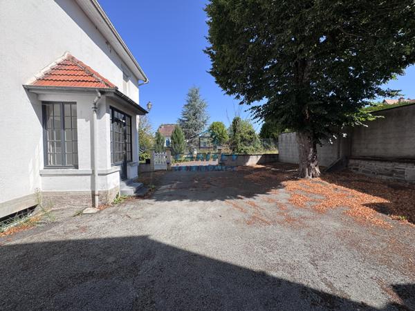 Maison individuelle de 140 m² sur un terrain de 485 m² située sur la commune de LUXEUIL LES BAINS