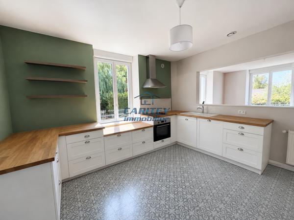 Maison individuelle de 140 m² sur un terrain de 485 m² située sur la commune de LUXEUIL LES BAINS