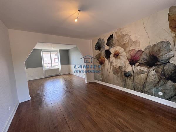 Maison individuelle de 140 m² sur un terrain de 485 m² située sur la commune de LUXEUIL LES BAINS