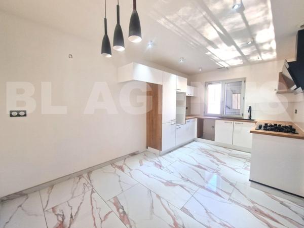 🏡 Maison récente fin 2023 de plain-pied avec appartement T2 – Centre-ville de Castelsarrasin