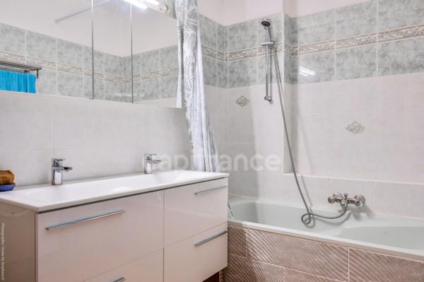 Appartement à vendre 4 pièces LA CIOTAT (13) DUPLEX