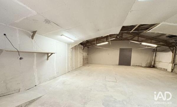 Location parking 100 m² Morisel