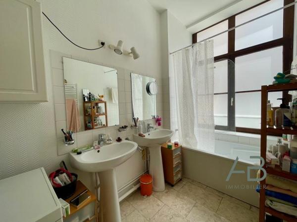 T3 Lille Vieux-Lille 82.33 m²