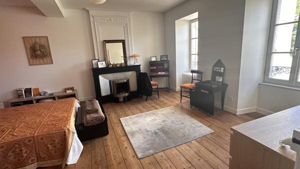 Charmante maison coeur de ville  Saint-Jean-d'Angély (17400)