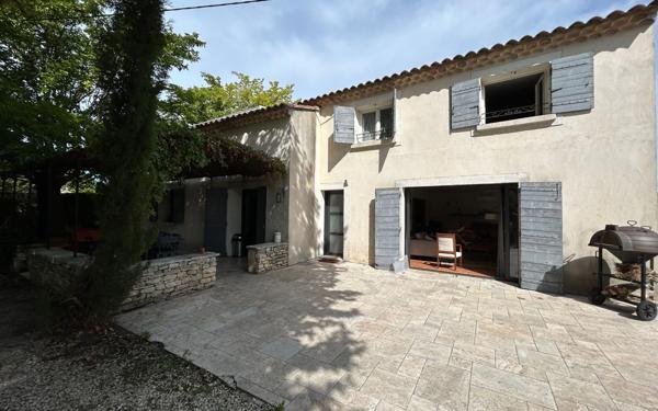 Maison à vendre    6 pièces •  Le Pontet