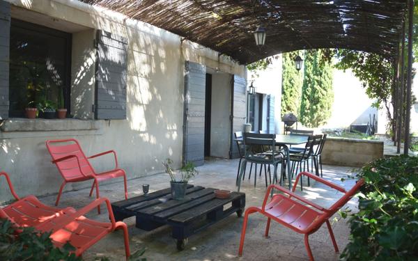 Maison à vendre    6 pièces •  Le Pontet