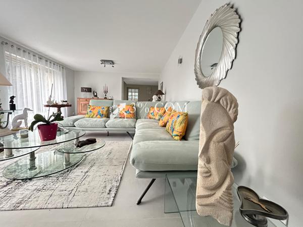 Maison 10 pièces 261m² Nivillac (56130)