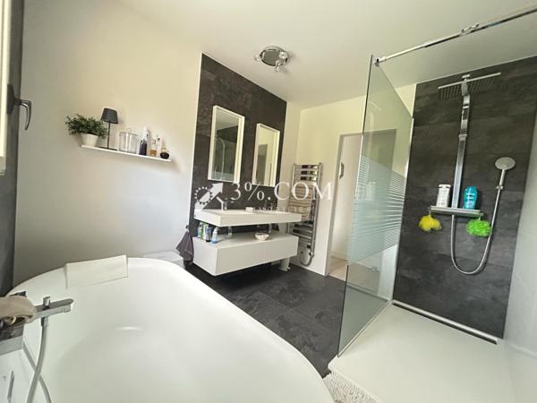 Maison 10 pièces 261m² Nivillac (56130)