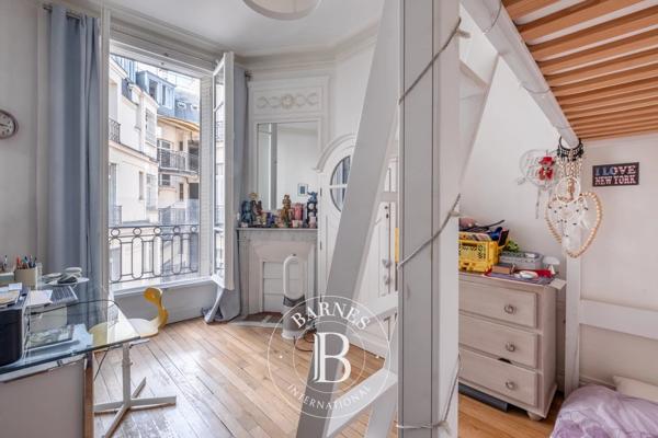 Paris 7ème, Appartement 3 Chambres -  130 m² à vendre
