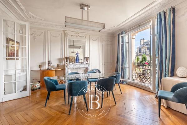 Paris 7ème, Appartement 3 Chambres -  130 m² à vendre