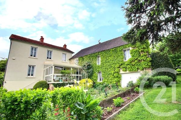 Maison à vendre  4 pièces - 130,25 m 2   CHATEAU THIERRY  - 02