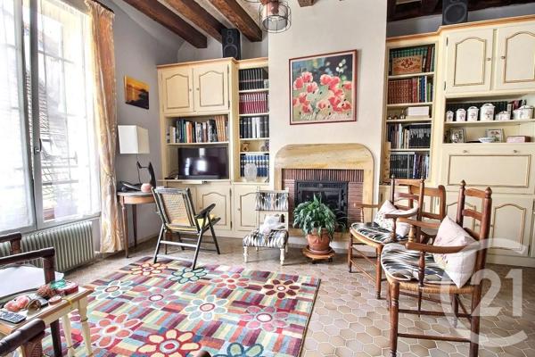 Maison à vendre  4 pièces - 130,25 m 2   CHATEAU THIERRY  - 02