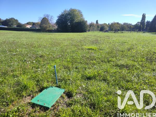 Terrain à vendre 1 531 m² Champagné-le-Sec