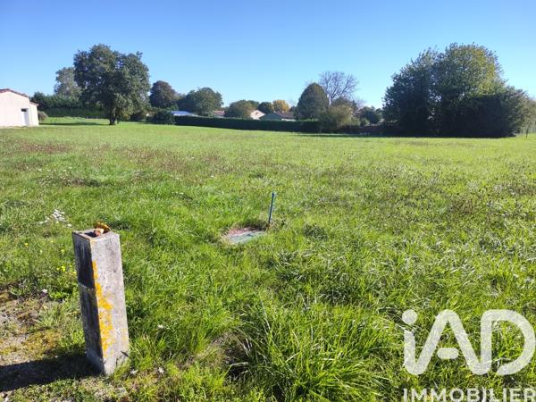 Terrain à vendre 1 531 m² Champagné-le-Sec