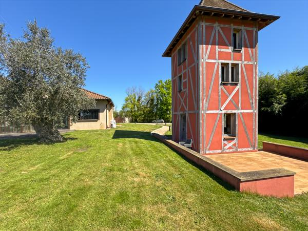 Versailleux (01330) Propriété à vendre pour famille avec enfants à Versailleux
