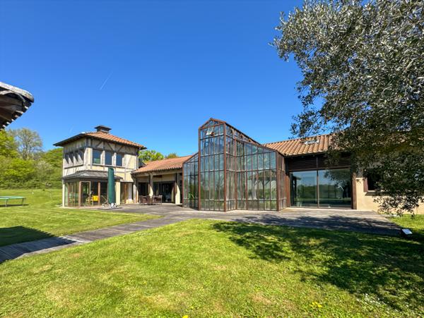Versailleux (01330) Propriété à vendre pour famille avec enfants à Versailleux