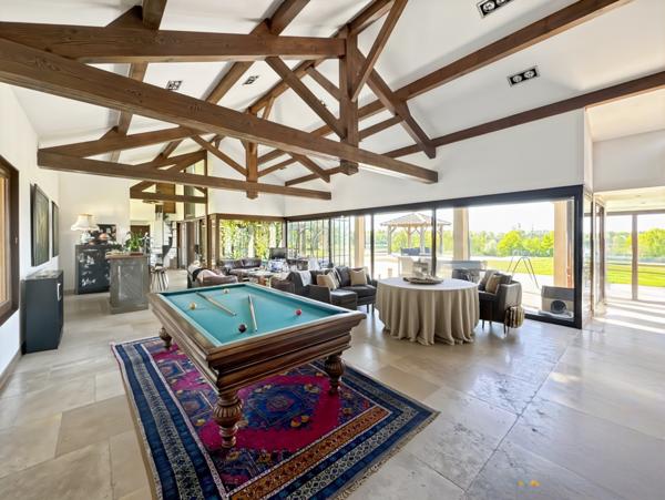 Versailleux (01330) Propriété à vendre pour famille avec enfants à Versailleux