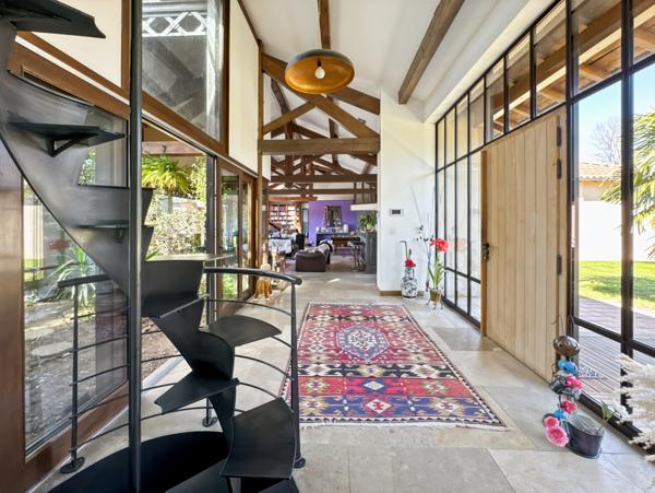 Versailleux (01330) Propriété à vendre pour famille avec enfants à Versailleux