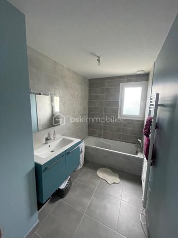 Maison traditionnelle de 104,84 m²