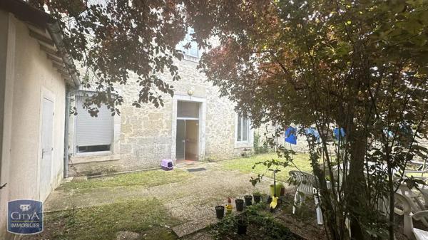 Appartement à louer 2 pièces 40.3m² Périgueux (24000)