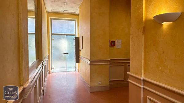 Appartement à louer 2 pièces 40.3m² Périgueux (24000)