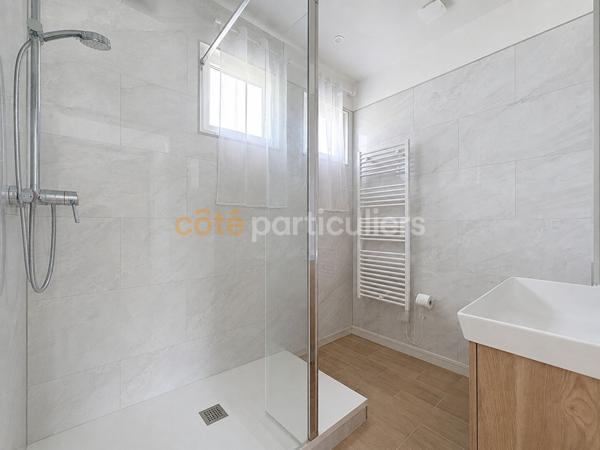 Vente
                Maison107 m² - 5 Pièces -
                    BOSROUMOIS (27670)