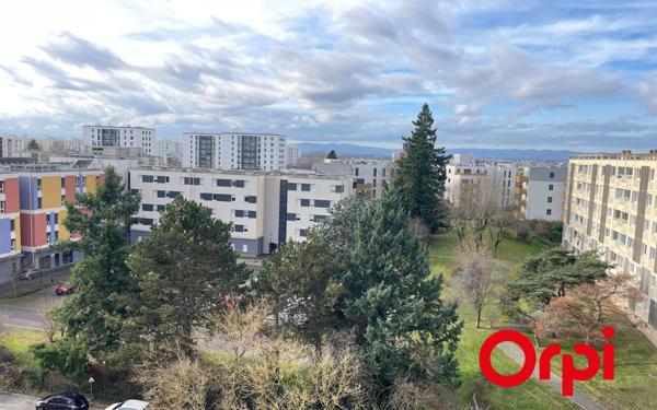 Appartement à vendre    4 pièces • 73,31 m2 Saint-Priest
