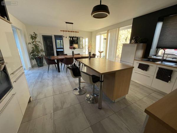 Maison individuelle à vendre à Saint-Pol-de-Léon dans le Finistère (29250), ref : 25239   
Campagne