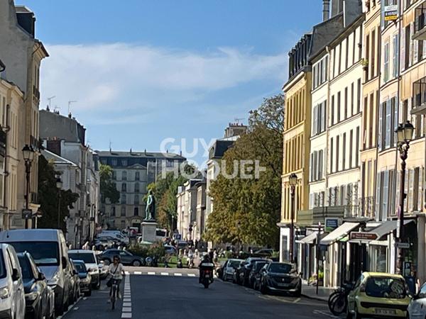 Bail à céder Local commercial à Versailles, proche Place du Marché Notre-Dame
