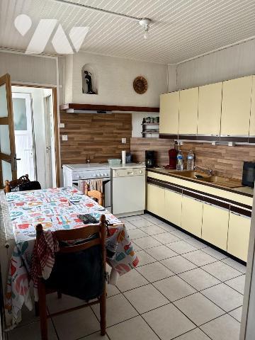 Maison à usage d'habitation 