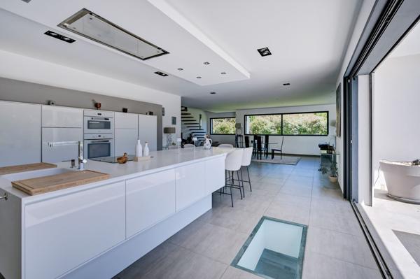 Vente Maison de luxe Aix-en-Provence 9 Pièces 350 m²