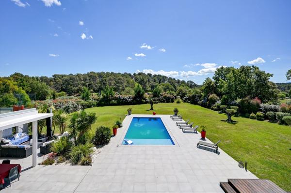 Vente Maison de luxe Aix-en-Provence 9 Pièces 350 m²