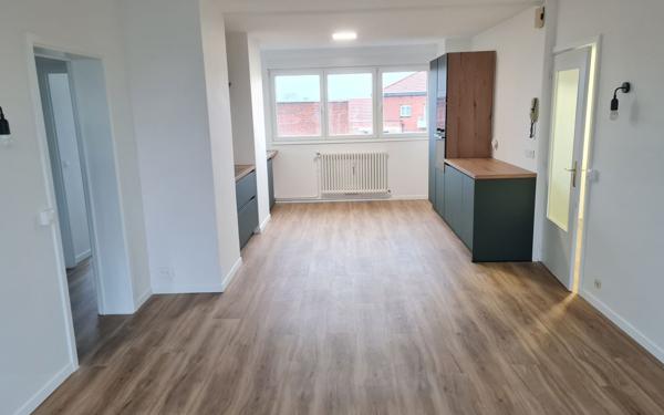 Appartement à louer    3 pièces • 70 m2 Tourcoing