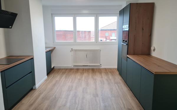 Appartement à louer    3 pièces • 70 m2 Tourcoing