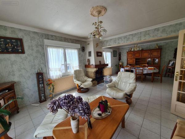 Maison à vendre à Gommenec'h dans les Côtes-d'Armor (22290), ref : MAIS-273