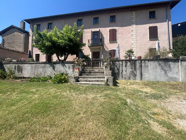 Appartement Meximieux 4 pièce(s) 105 m2, 3 chambres, deux places de stationnement