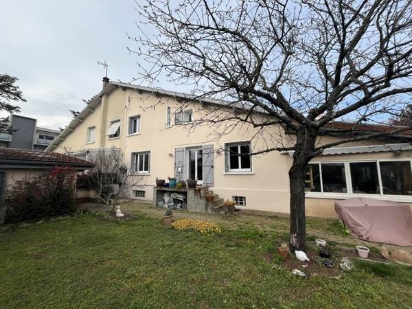 Maison à vendre |  Saint-Priest |  5 pièces | 121 m²