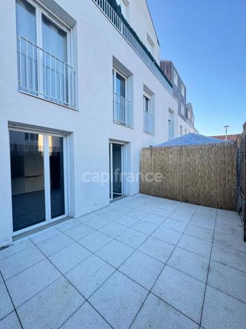 Super studio lumineux de 32 m² À VENDRE avec une grande Terrasse de 17 m² et un parking à MANTES LA VILLE (78)