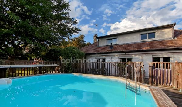 Charmante maison 3 chambres, jardin arboré, piscine hors-sol